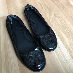 Tory Burch Black Patent Leather Flats (9M)
